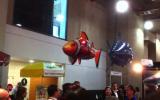 Летающие рыбы&nbsp;Air Swimmers на выставке.
