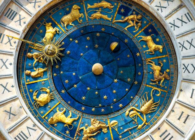Reloj con signos del zodiaco (Plaza de San Marcos, Venecia). © shutterstock.com