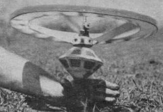 Сборная модель "Летающая тарелка" 1965 год&nbsp; (14 дюймов / 35,6 см).&nbsp;Дизайнер: Пол ДельГатто.

Из справочника моделей самолетов, автомобилей и катеров.
