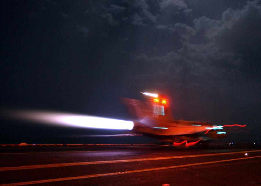 The afterburner of the F/A-18A
Translated by «Yandex.Translator»
